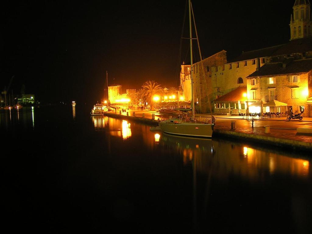 Villa Donna Trogir Exterior photo
